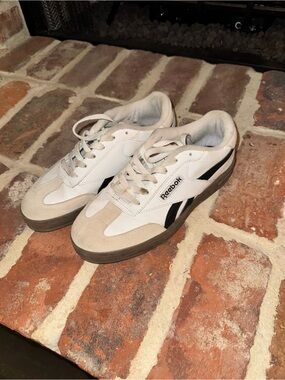 Reebok Women’s White, Black & Beige Low-Top Sneakers